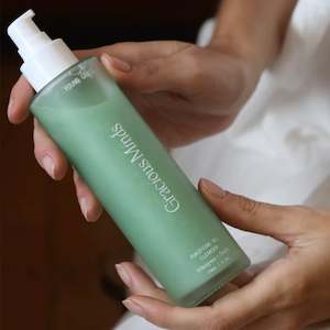 Gracious Minds Young Grass Purifying Gel Cleanser