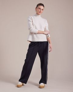 Essential Stretch Dress Pant