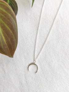 Jewellery: Mini Crescent Moon Necklace