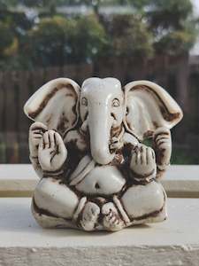 Statues: Ganesh Statue - 8cm