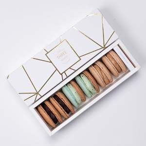 MACARONS IN CHOCOLATE FLAVOURS