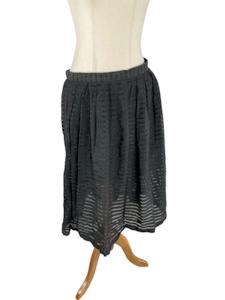 Midi skirt: Forever New black midi skirt | size 10