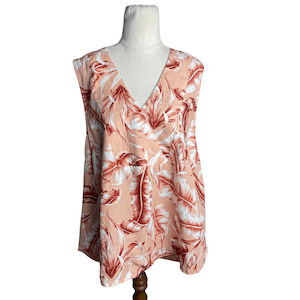 Sale: Witchery peach linen blend palm print top | size 14-16