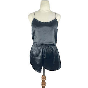 Pretty Little Thing black shiny hot pants and top | size 8