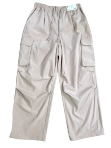 BNWT - GU by Uniqlo Parachute Cargo Pants in Light Pink | size extra large