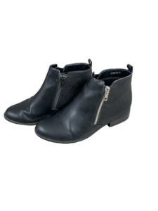 Shoes: New Look boots | size 8 or EU 39