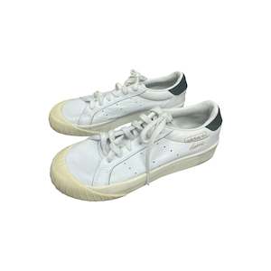 Adidas Classic white trainers | size 6 or EU 37