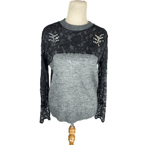 Zara knit with lace details | size medium