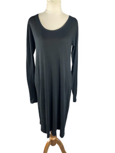 Favourite Finds: Kowtow black long sleeve dress | size 8