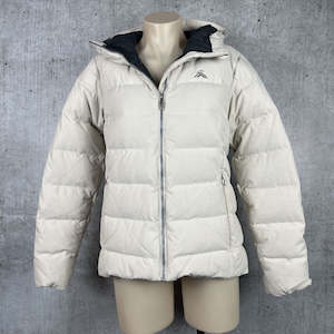 Second hand clothing: Macpac Puffer Jacket - 8