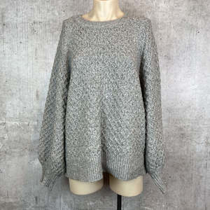 Second hand clothing: White Closet Knit Jumper - 14