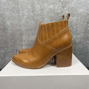 Second hand clothing: Sol Sana Boots - 7/38