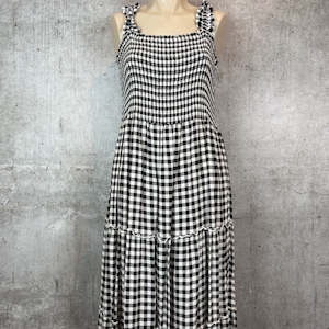 Max Dress - L