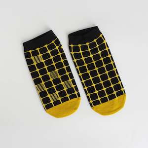 Clothing: Honeycomb Abstract Ankle Socks