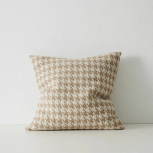 Gift: Giovanni Cushion - Oatmeal