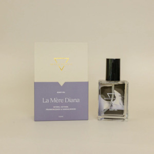 Gift: La Mere Diana Body Oil Boxed