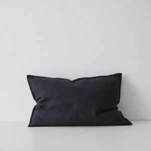 Gift: Como Cushion - Shadow