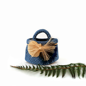 Small Freestanding Kete Blue