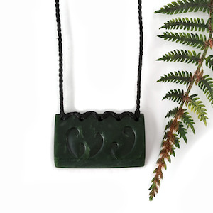 Pounamu Pendant Lashed Rectangle Koru Detail