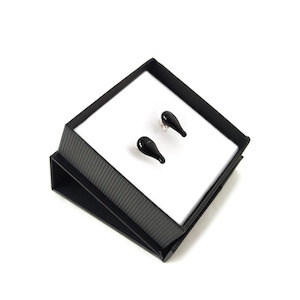 Homewares: Drip Studs Black