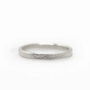 Homewares: Textured Ring Silver