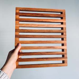 Non-store-based: HANDCRAFTED WOODEN TRIVET | RIMU