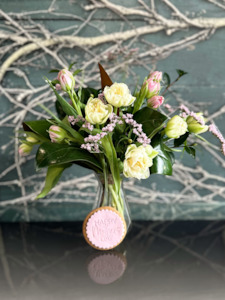 Tulip Enchantment Bouquet With Free Cookie