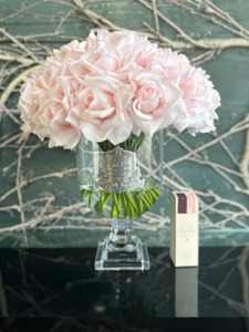 Cote Noire - Versailles Rose Bouquet in French Pink