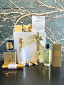 Golden Moments Gift Box