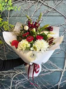 Flowers: Classic Christmas Bouquet With Free Cookie