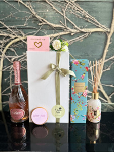 Prosecco & Petals Box