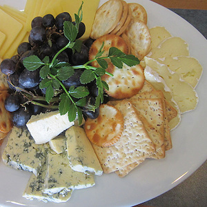 Cafe: Cheeseboard