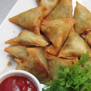 Vegetable Curry Samosas (80)