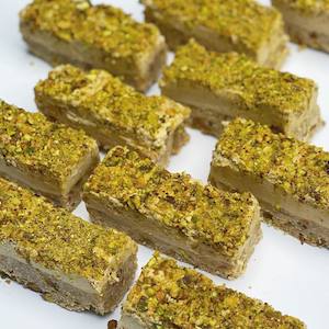 Ginger Pistachio Slice