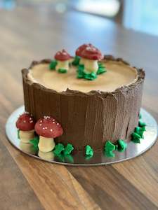 Tiny toadstool cake