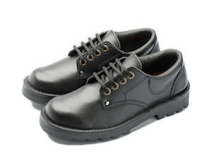 Lindisfarne Schoolwear: McKinlays Delta College Shoes