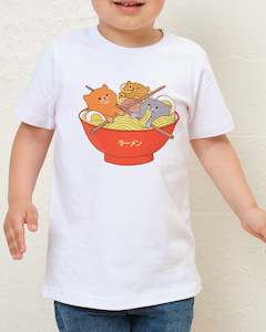 Ppmid: Ramen and Cats Kids T-Shirt