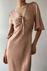 FLUTTER SLEEVE BIAS SLIP (CHAMPAGNE)