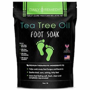 Tea Tree Oil Foot Soak with Epsom Salt (16 oz) - Made in USA - Soothe Sore Tired…