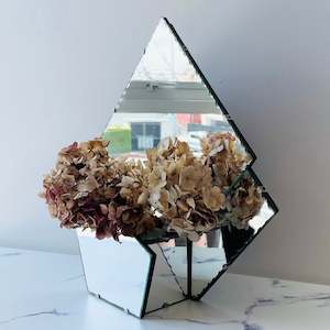 Second hand clothing: Vintage Deco Mirror with Plant Holder