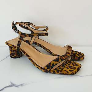 Second hand clothing: Strappy Leopard Kitten Heels (38)