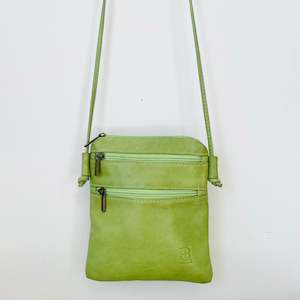 Second hand clothing: Green Leather Crossbody Bag