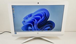 19.5″ HP 20-c410a All-in-One PC with accessories