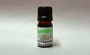 Essential Oils: Petitgrain Citronnier Essential Oil – Organic