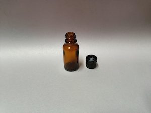 20ml Amber Glass Bottle – Slow Dripulator Cap