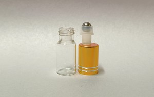 3ml Clear Roll On Glass Bottle Gold Lid