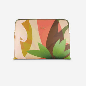 Cosmetics: Whenua - Cosmetic Case - Large