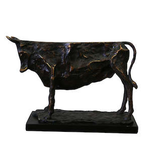 Bull Tablepiece