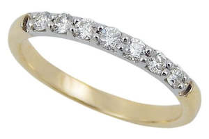 9Ct Yellow Gold 7 Diamond Ring