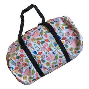 In the garden - Duffle Bag